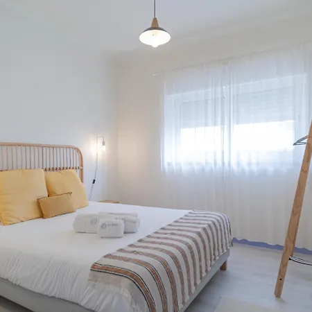 Feel - Ocean Villa Nazaré